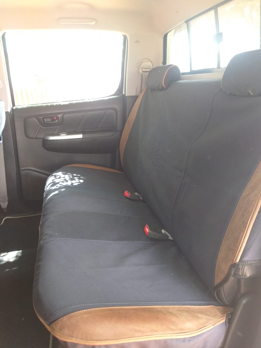 Kameeldoring - Canvas and Leather Seat Covers - Image 3