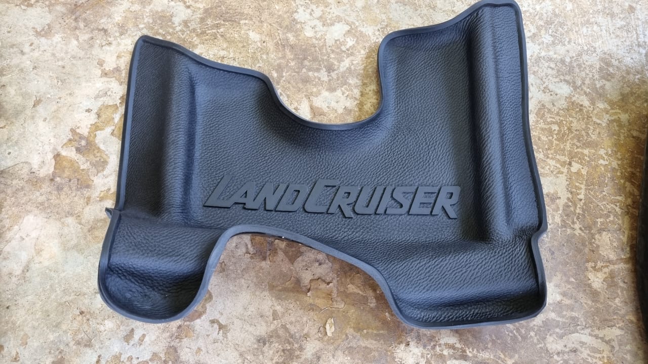 LAND CRUISER 79 SERIES STATION WAGON MOULDED RUBBER MATS FULL SET 2007-2023 - Image 8