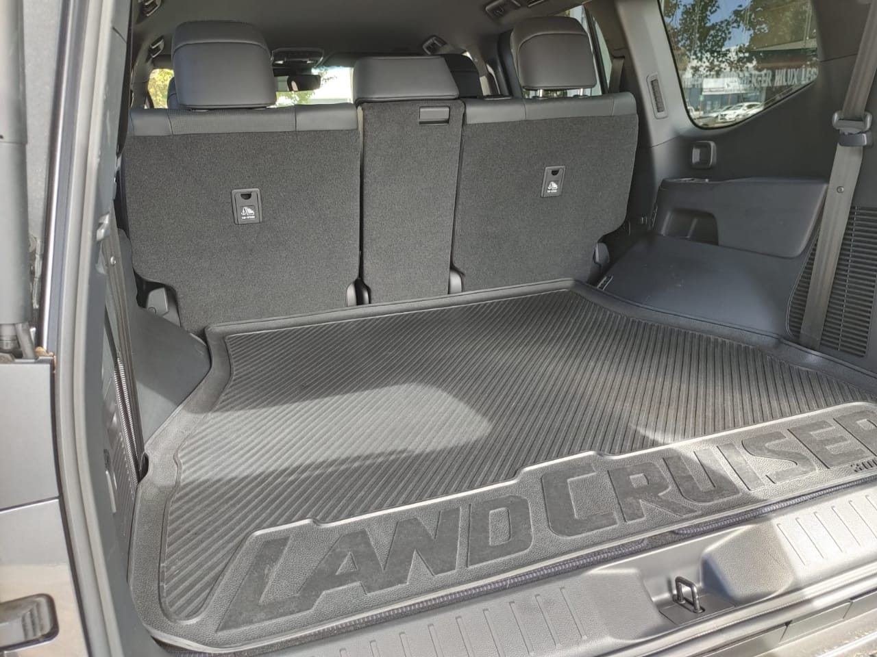 LAND CRUISER 79 SERIES STATION WAGON MOULDED RUBBER MATS FULL SET 2007-2023 - Image 9